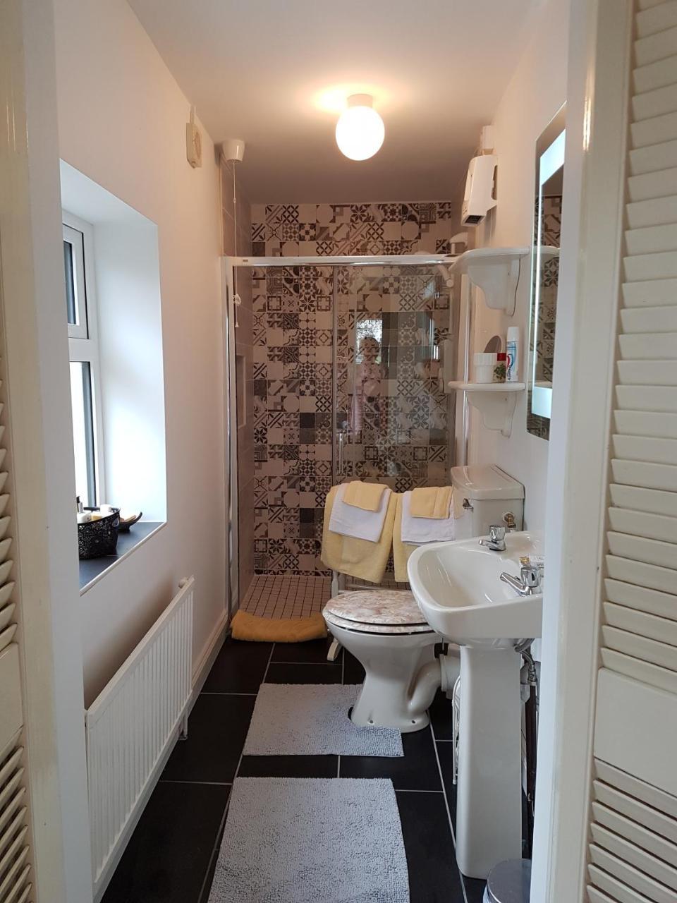 Brookvale Bed and Breakfast Wellingtonbridge Εξωτερικό φωτογραφία